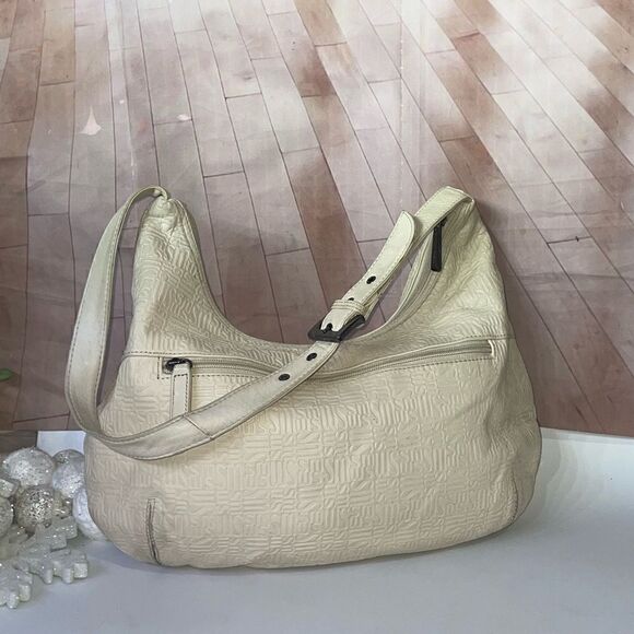 Stone Mountain Accessories Handbags - Stone Mountain Embossed Signature Leather Shoulder Bag Beige Large